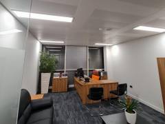 image-slider-with-thumbnail3.jpeg